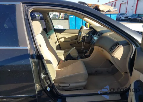 2007 Honda Accord 2.4 Se z USA, uszkodzony, nr VIN 1HGCM56377A150418